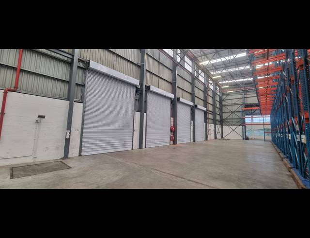4,209M² WAREHOUSE TO LET IN AIRPORT INDUSTRIA